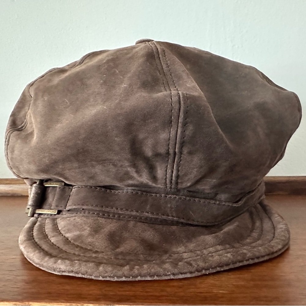 Nine West suede newsboy cap
